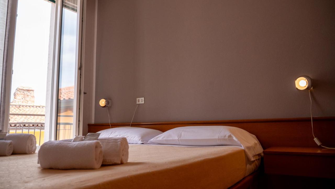 Albergo Tecla Lazise Zewnętrze zdjęcie
