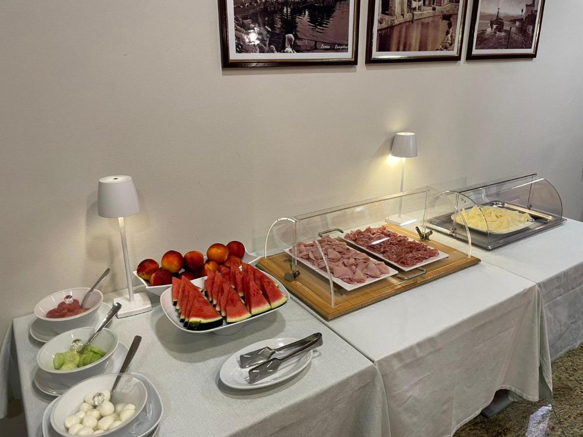 Albergo Tecla Lazise Zewnętrze zdjęcie
